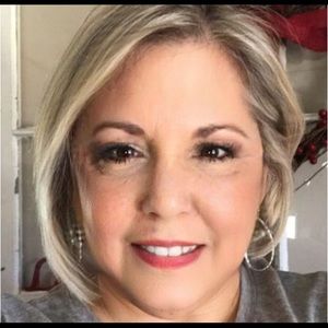 Meet your Posher, Roberta